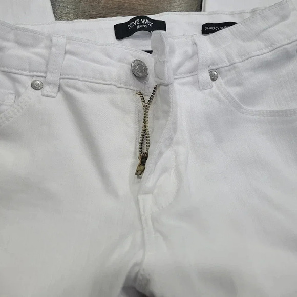 Nine West Gramercy Skinny Ankle Soft Twill Jeans - Picture 16 of 16